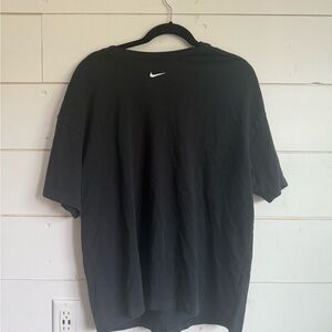 Nike Women's Black Short Sleeve Tee